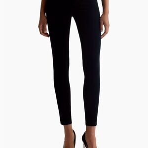 AG Adriano Goldschmied The Farrah High Rise Skinny Black Corduroy’s Size 30